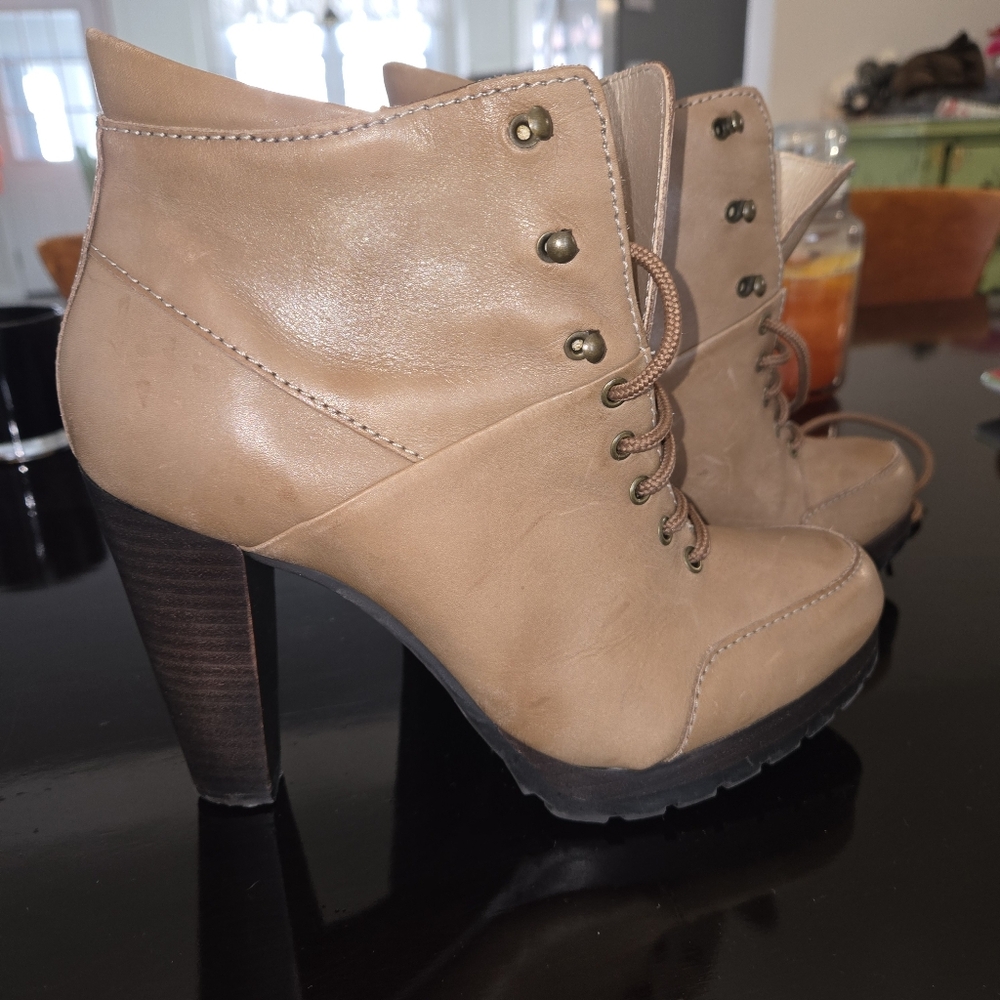 LL Bean Leather Boots, High Heel, Size 8, Brown